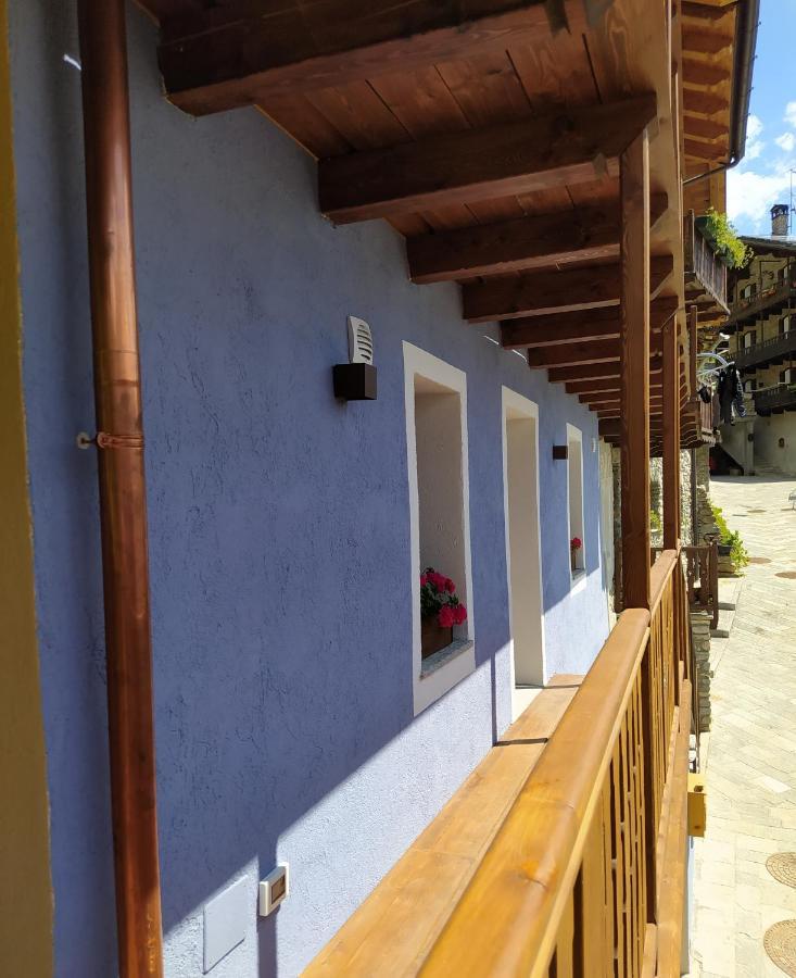 Beb Luca76 Bed & Breakfast Avise Exterior foto
