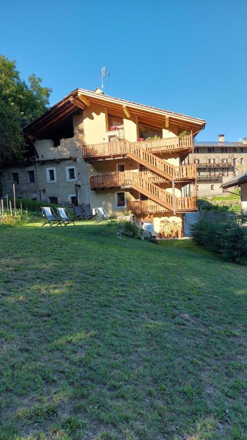 Beb Luca76 Bed & Breakfast Avise Exterior foto